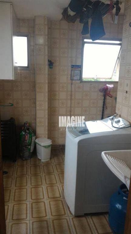 Apartamento à venda com 2 quartos, 58m² - Foto 7