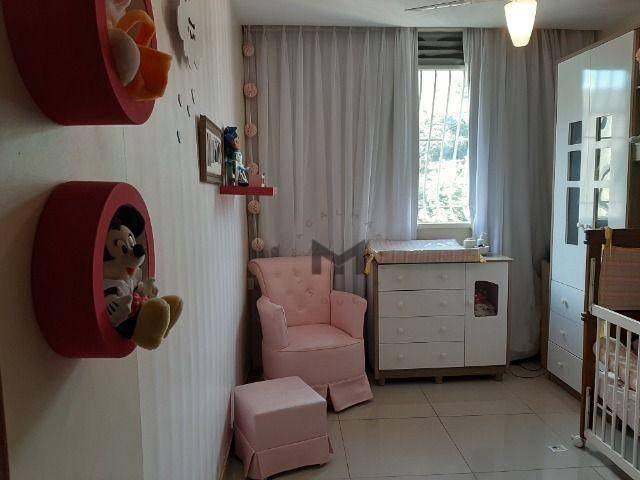 Apartamento à venda com 2 quartos, 70m² - Foto 2