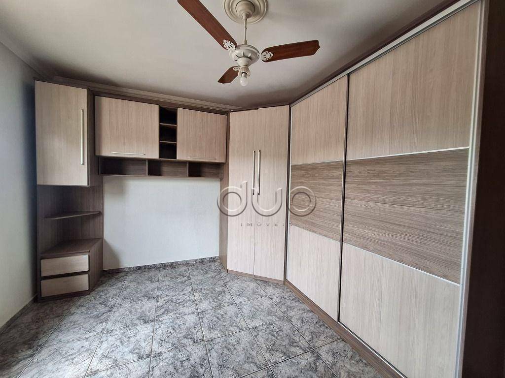 Casa para alugar com 2 quartos, 69m² - Foto 13