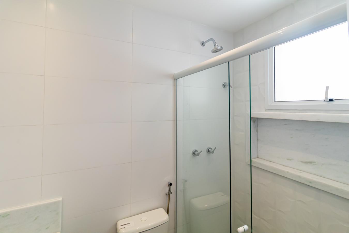 Apartamento à venda com 3 quartos, 237m² - Foto 15