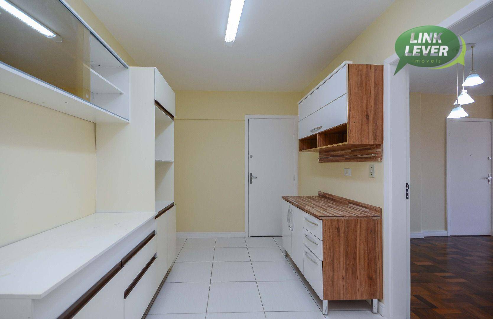 Apartamento para alugar com 3 quartos, 114m² - Foto 41