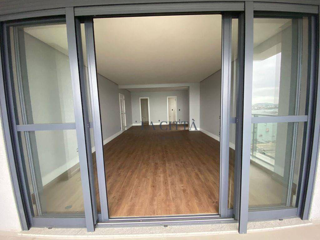 Apartamento à venda com 4 quartos, 322m² - Foto 19