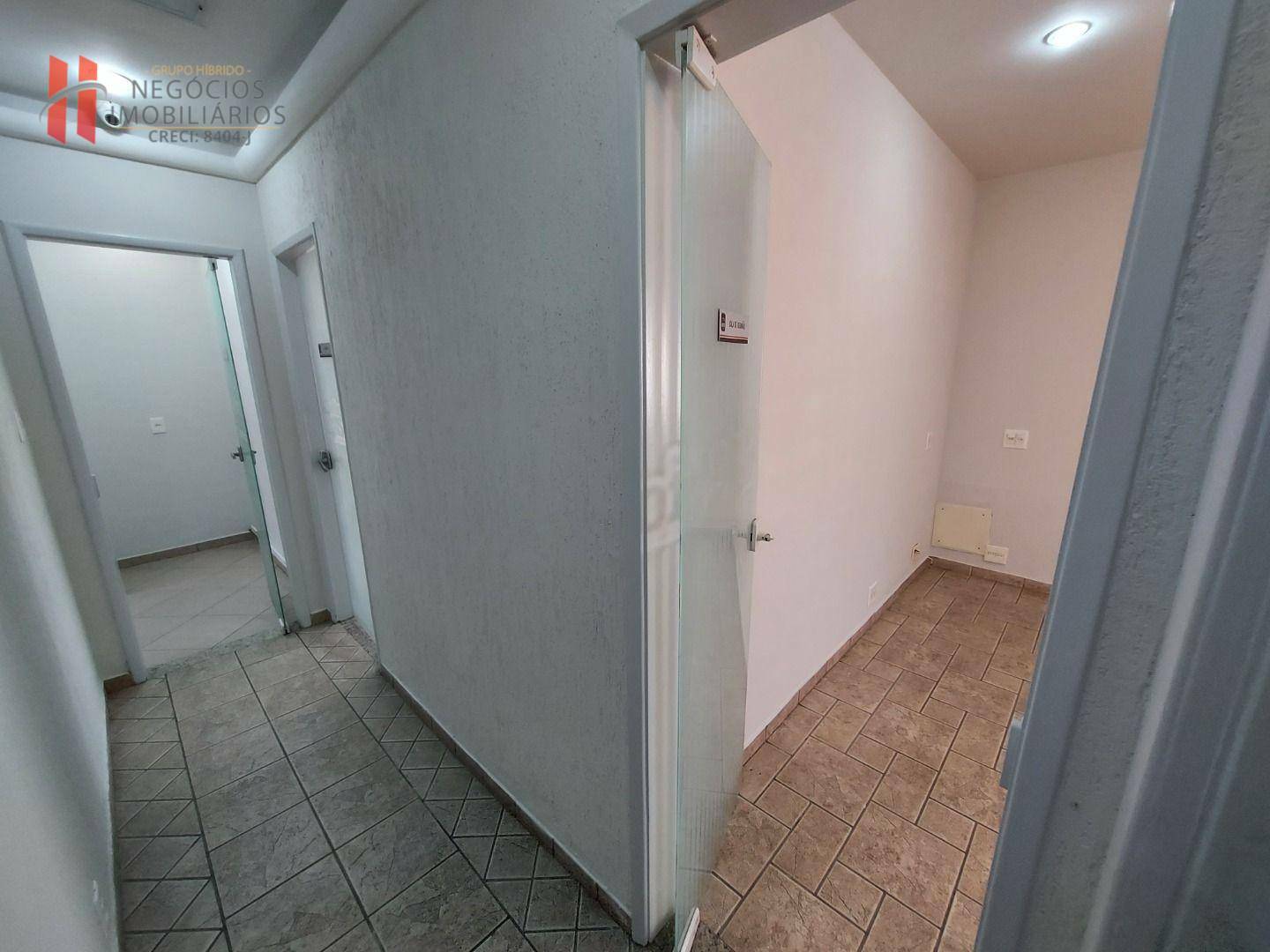 Casa de Condomínio à venda e aluguel com 2 quartos, 310m² - Foto 27