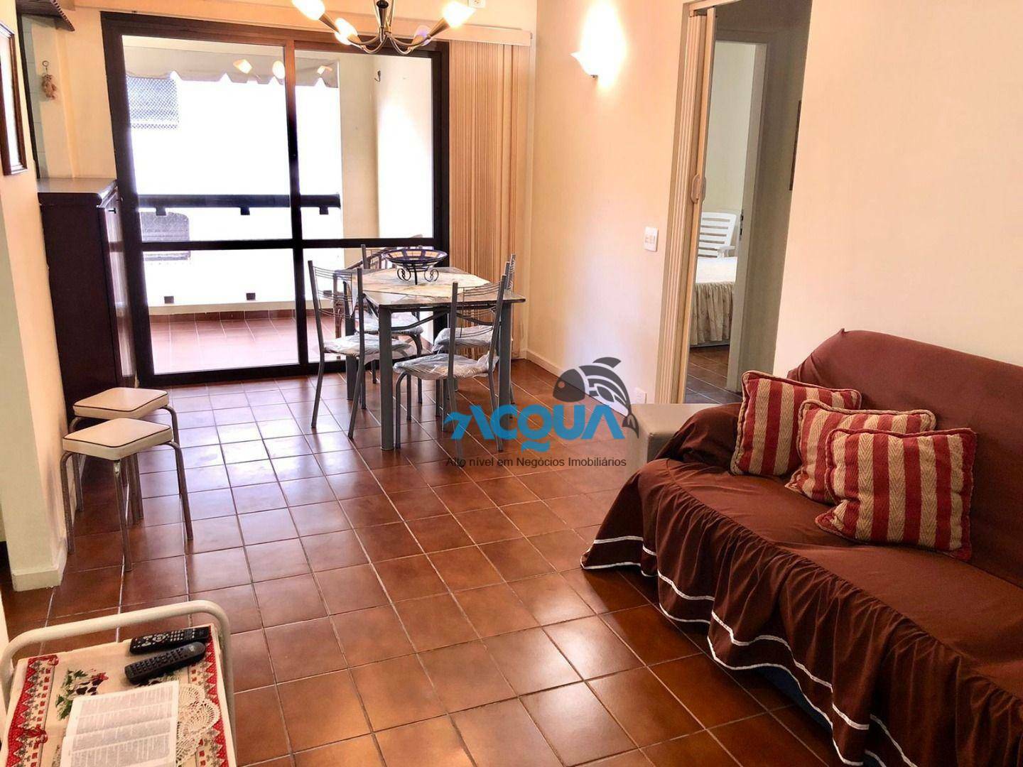 Apartamento à venda com 2 quartos, 68m² - Foto 1