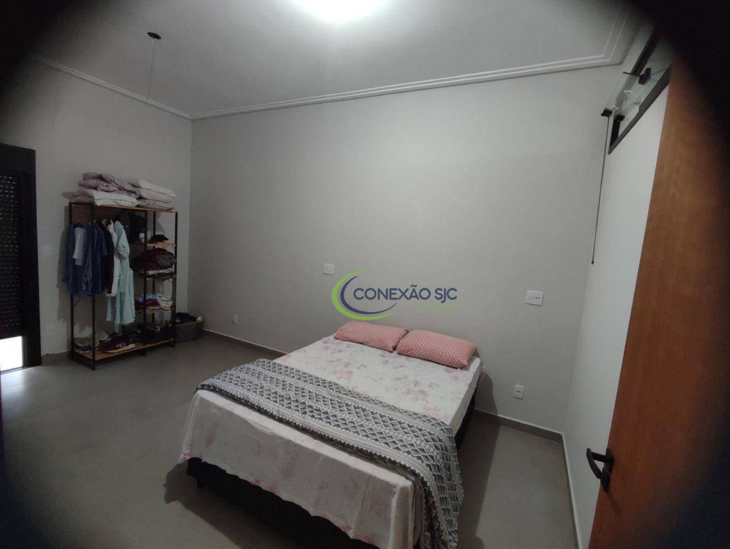 Casa de Condomínio à venda com 4 quartos, 210m² - Foto 28