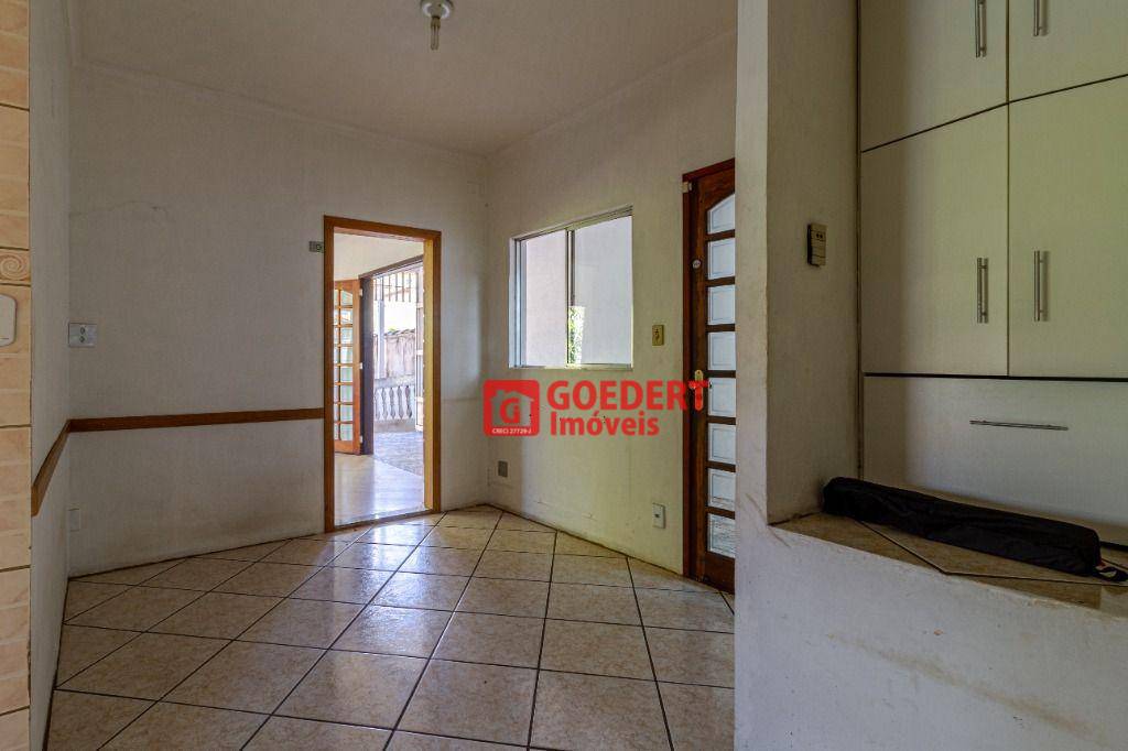 Casa à venda com 4 quartos, 300m² - Foto 13