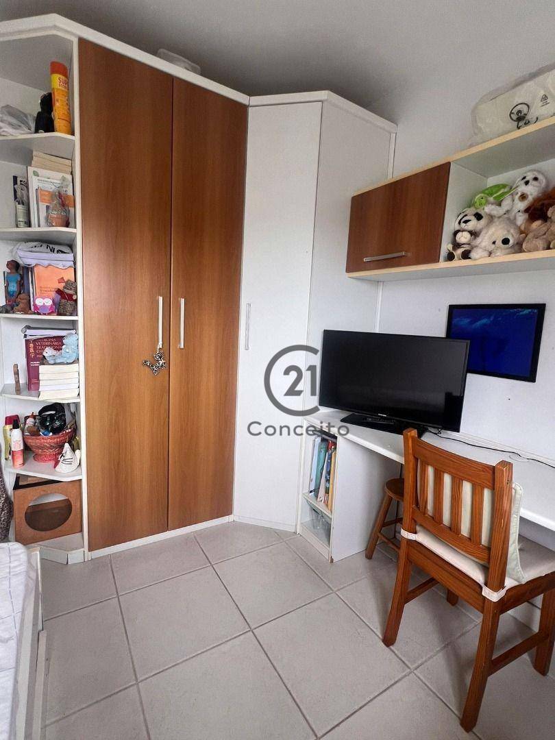 Apartamento à venda com 3 quartos, 75m² - Foto 10