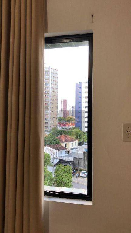 Apartamento à venda com 3 quartos, 107m² - Foto 13