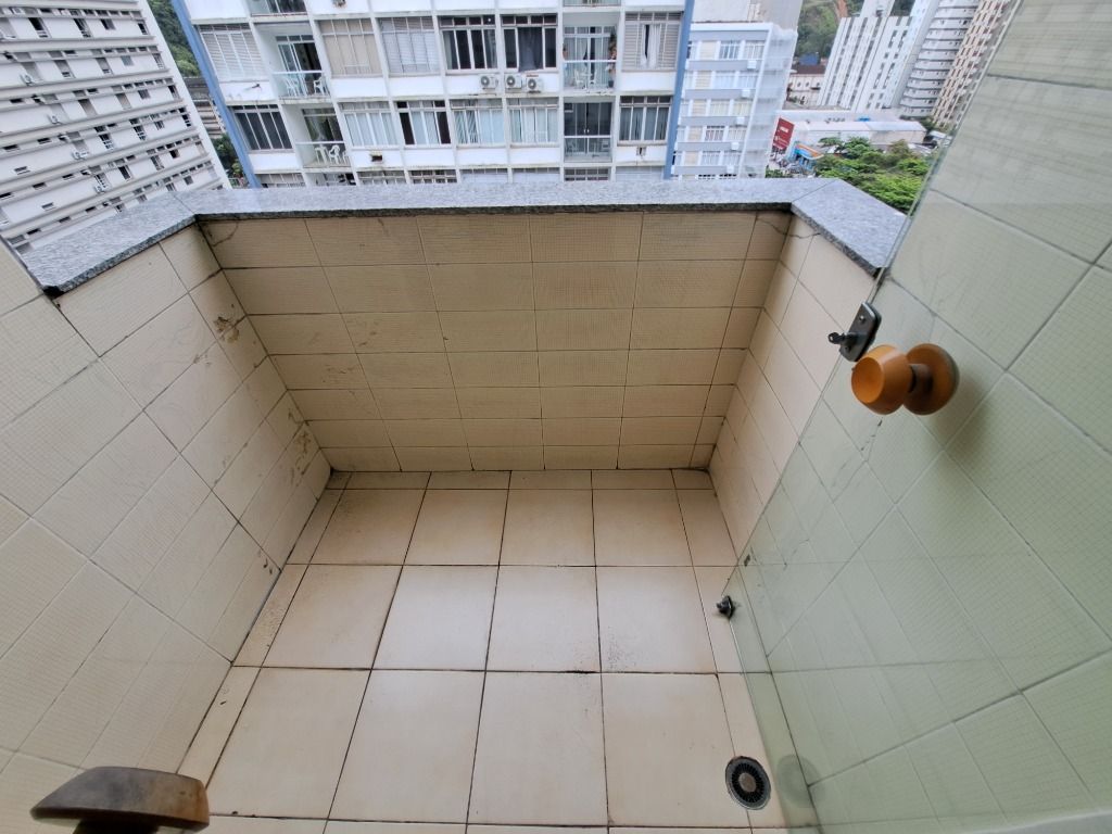 Apartamento à venda com 2 quartos, 80m² - Foto 1