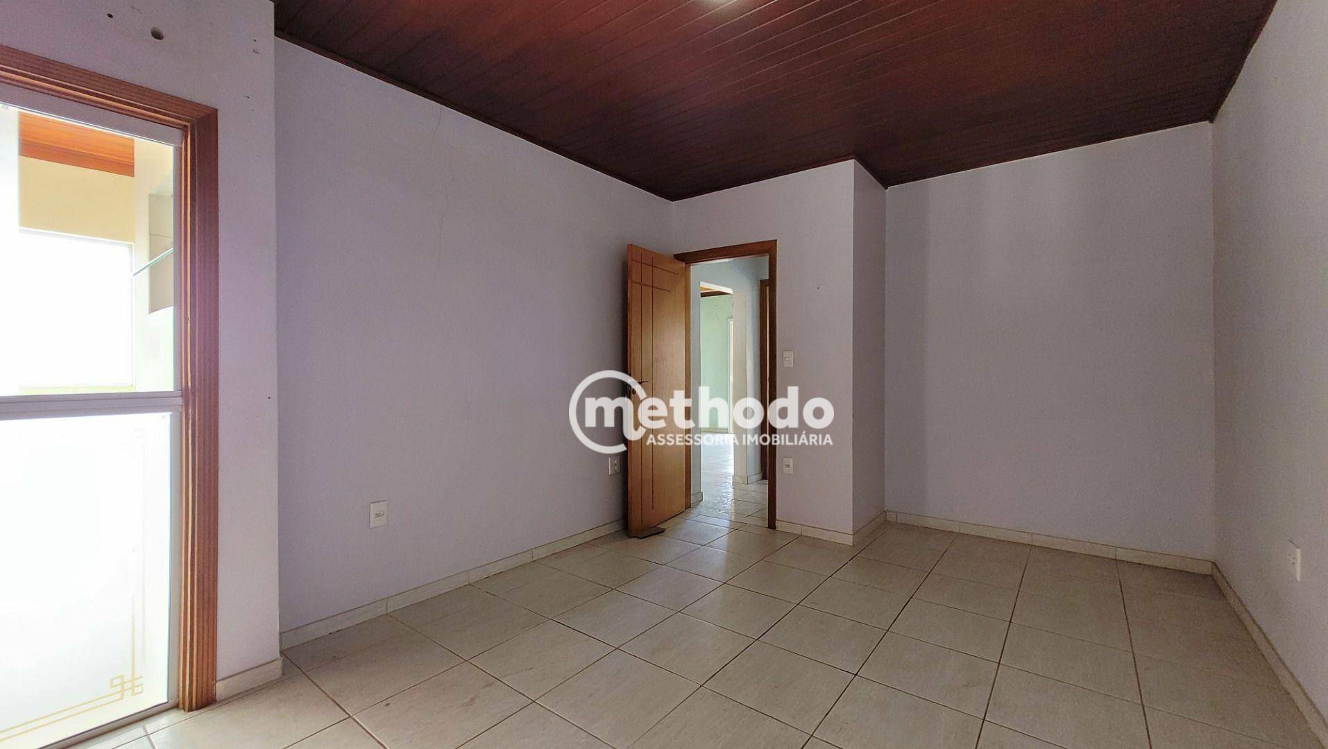 Casa à venda com 6 quartos, 250m² - Foto 40