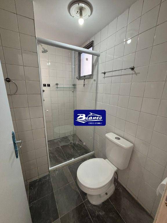 Apartamento para alugar com 2 quartos, 52m² - Foto 13