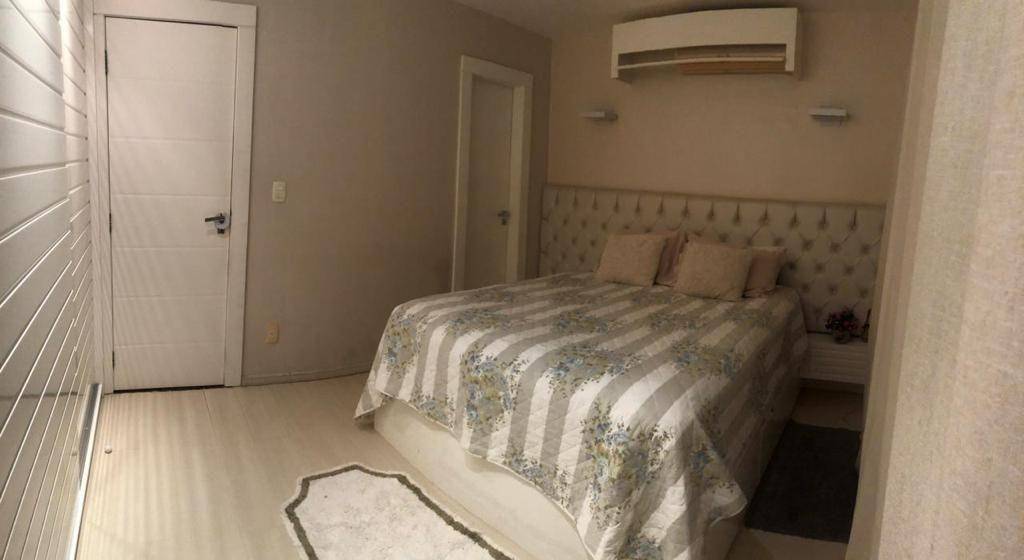 Apartamento à venda com 3 quartos, 137m² - Foto 4