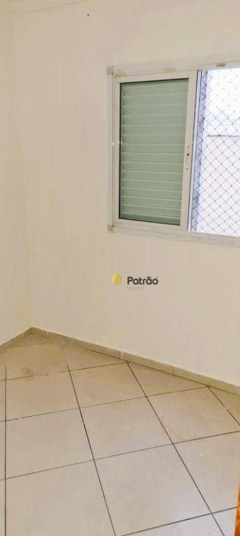 Apartamento para alugar com 3 quartos, 70m² - Foto 5