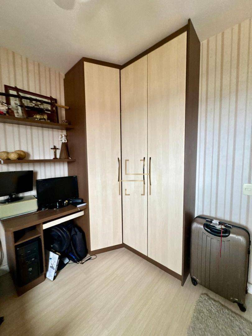 Apartamento à venda com 3 quartos, 83m² - Foto 18