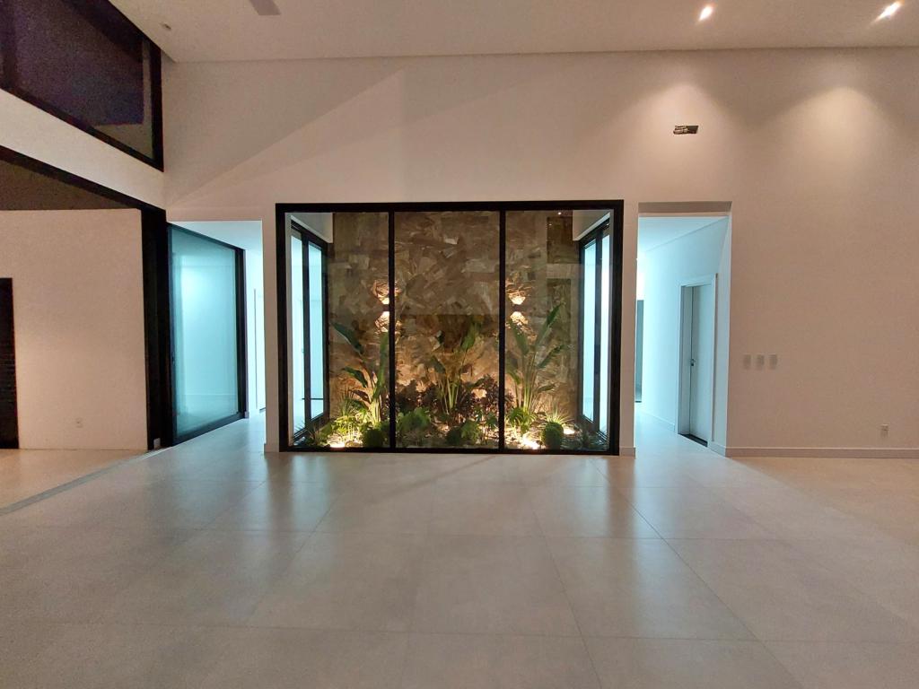 Casa à venda com 4 quartos, 288m² - Foto 18