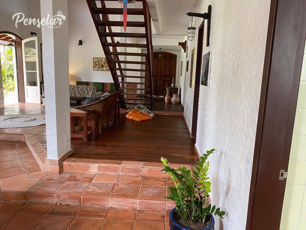 Casa à venda com 7 quartos, 600m² - Foto 13