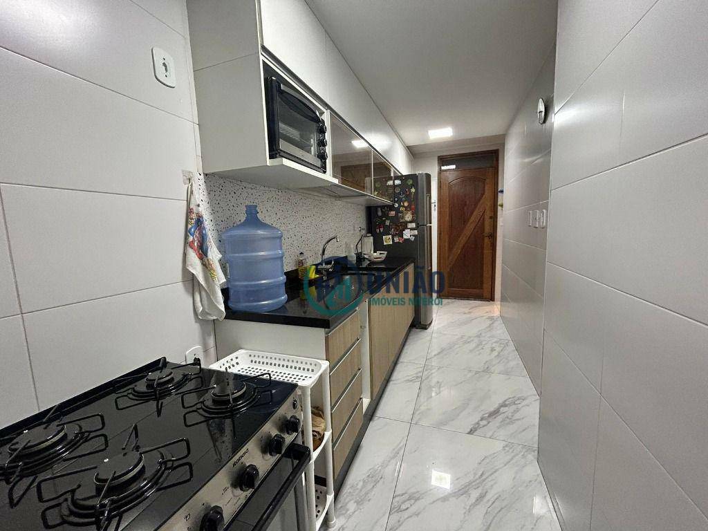 Apartamento à venda com 2 quartos, 85m² - Foto 20