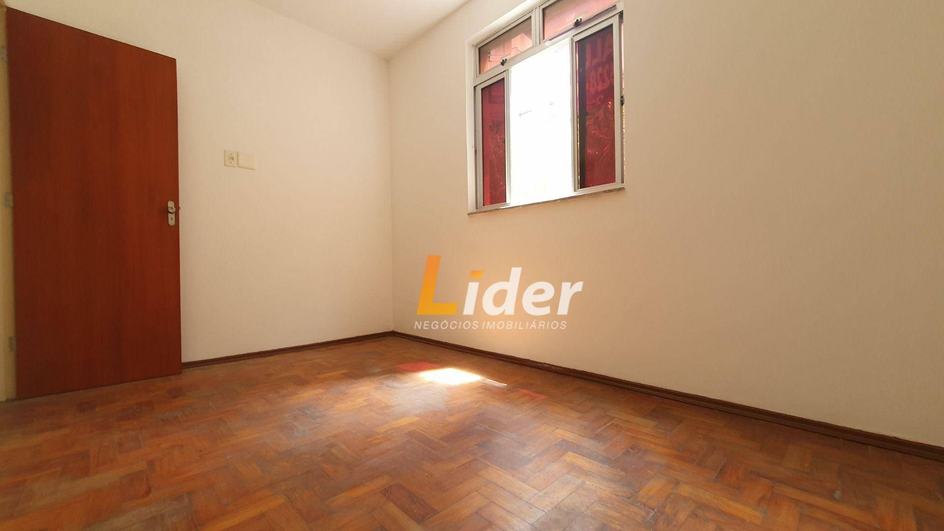 Apartamento à venda com 2 quartos, 40m² - Foto 7