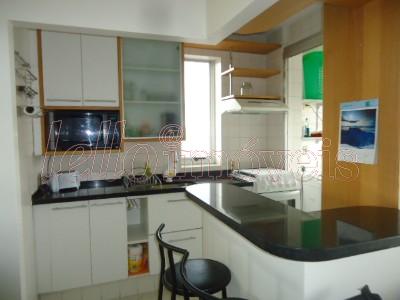 Apartamento para alugar com 2 quartos, 70m² - Foto 12