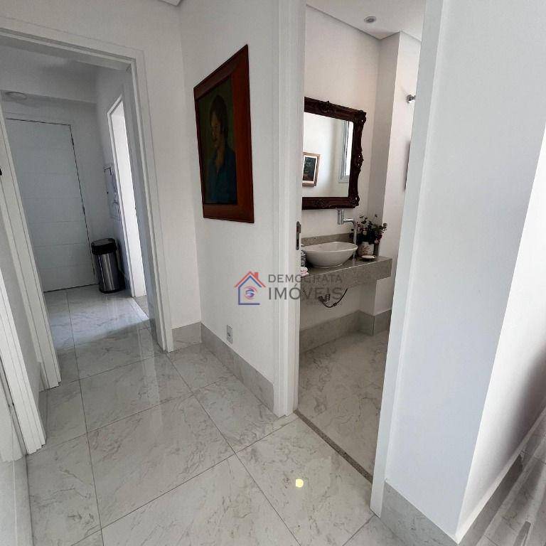 Apartamento à venda com 3 quartos, 180m² - Foto 9