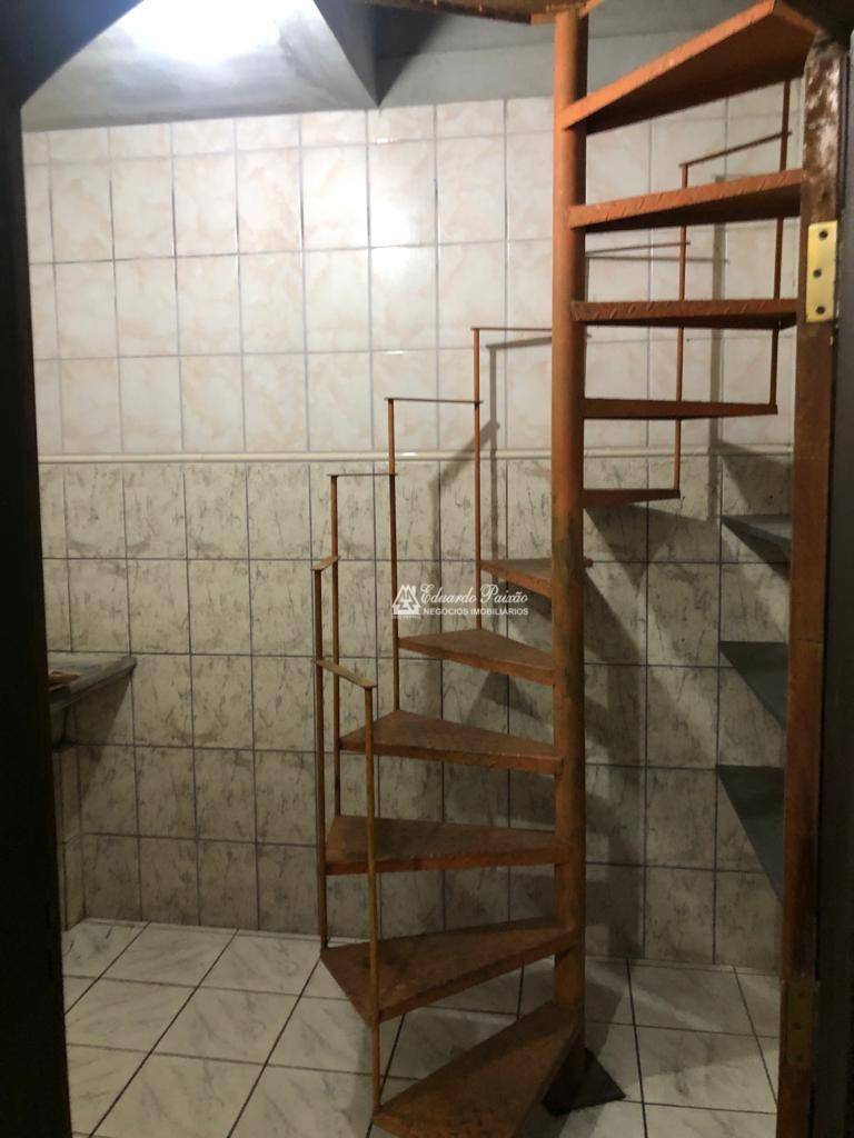 Sobrado à venda com 3 quartos, 300m² - Foto 22