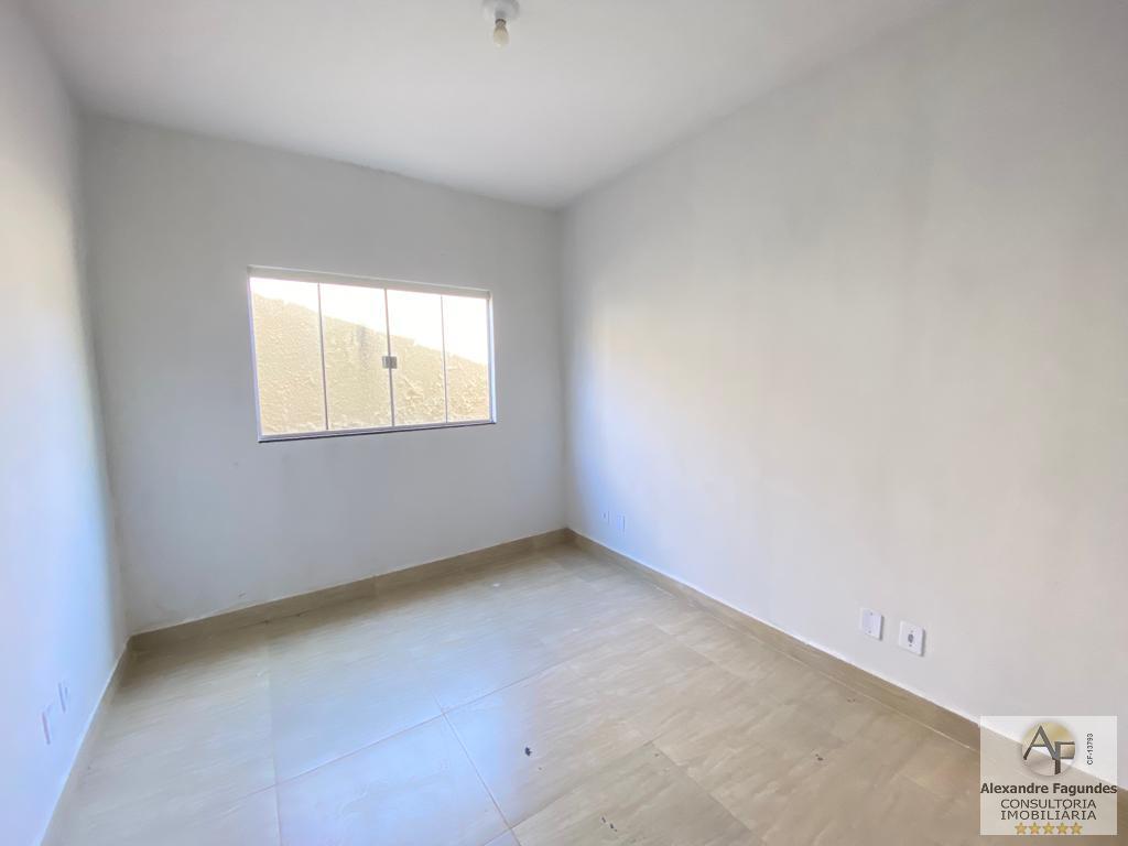 Casa à venda com 3 quartos, 96m² - Foto 13