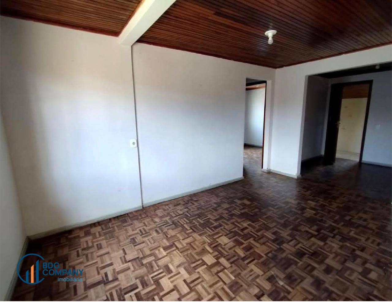 Casa à venda com 2 quartos, 90m² - Foto 3