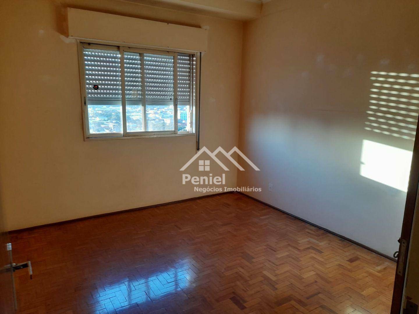 Apartamento à venda com 3 quartos, 113m² - Foto 3