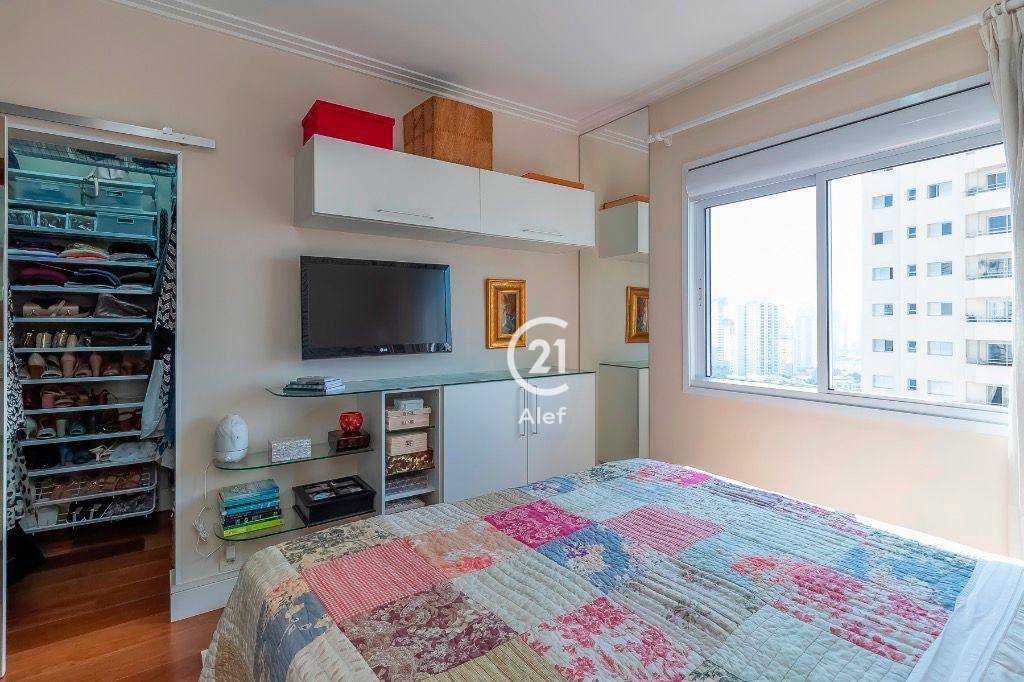 Apartamento para alugar com 2 quartos, 81m² - Foto 19