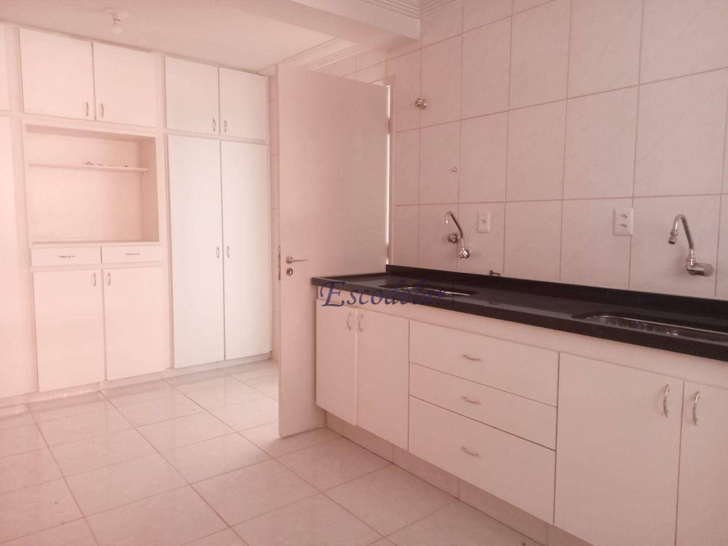 Apartamento à venda com 3 quartos, 155m² - Foto 23