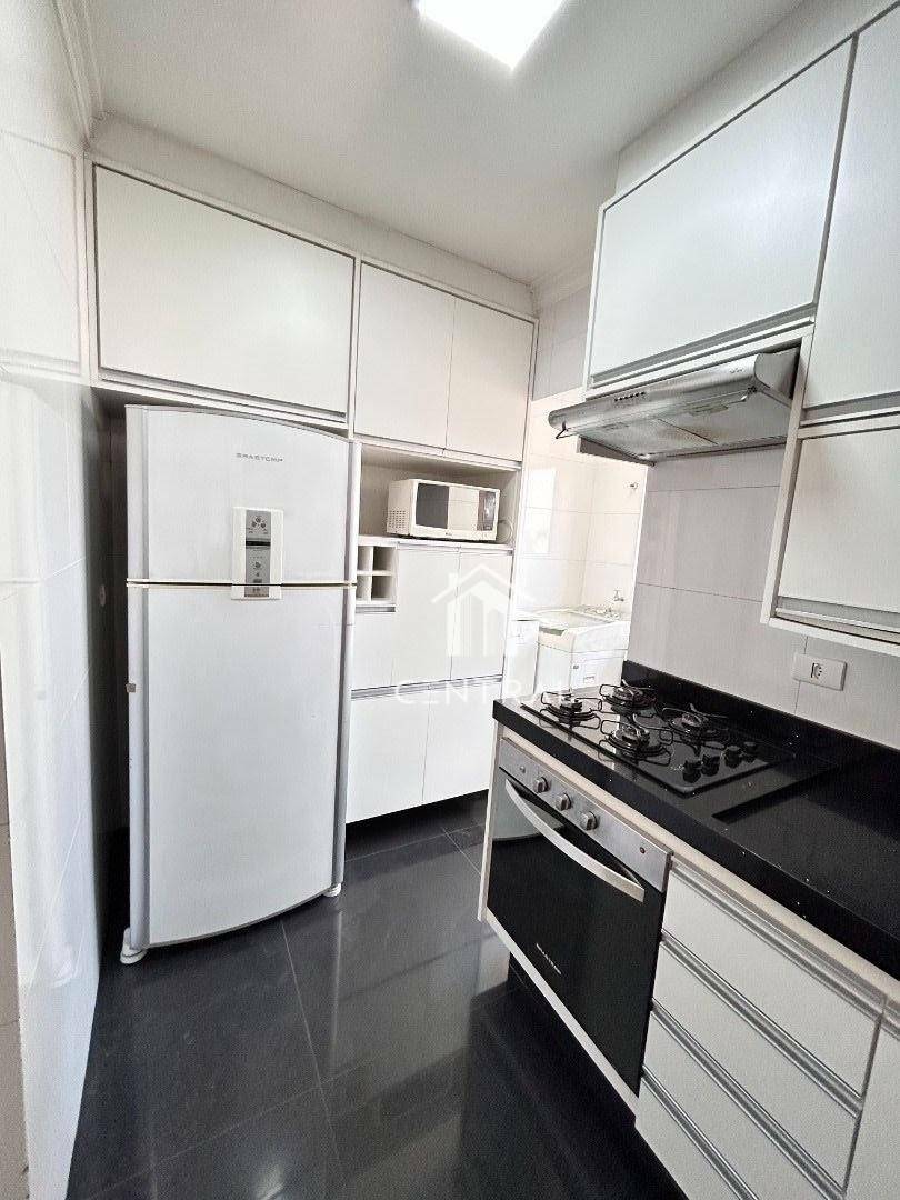 Apartamento à venda e aluguel com 2 quartos, 70m² - Foto 8