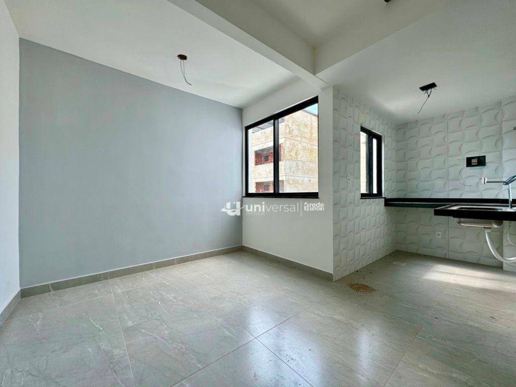 Casa à venda com 3 quartos, 156m² - Foto 3