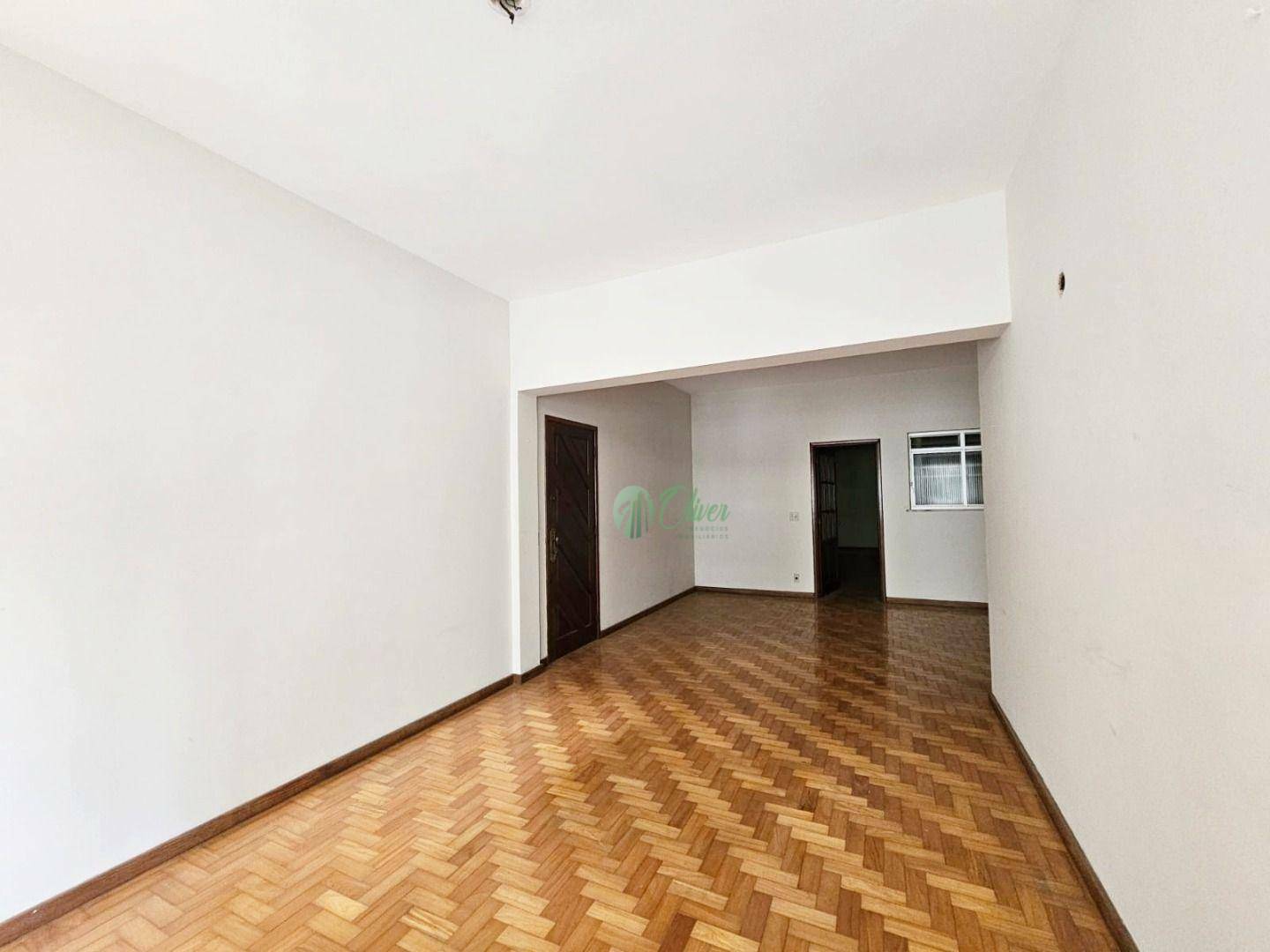 Apartamento à venda com 3 quartos, 125m² - Foto 9