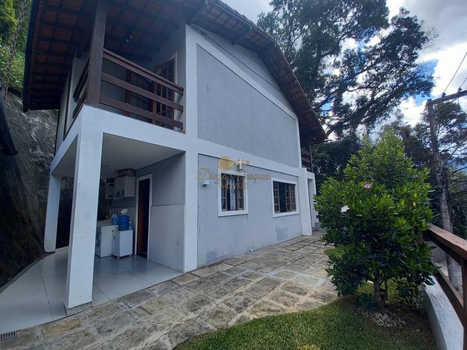 Casa à venda com 3 quartos, 2218m² - Foto 3