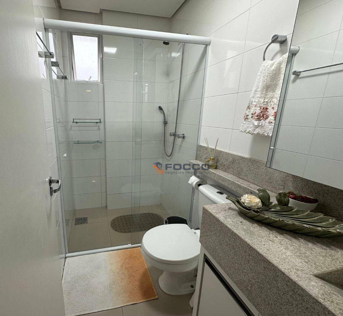 Apartamento à venda com 3 quartos, 137m² - Foto 11