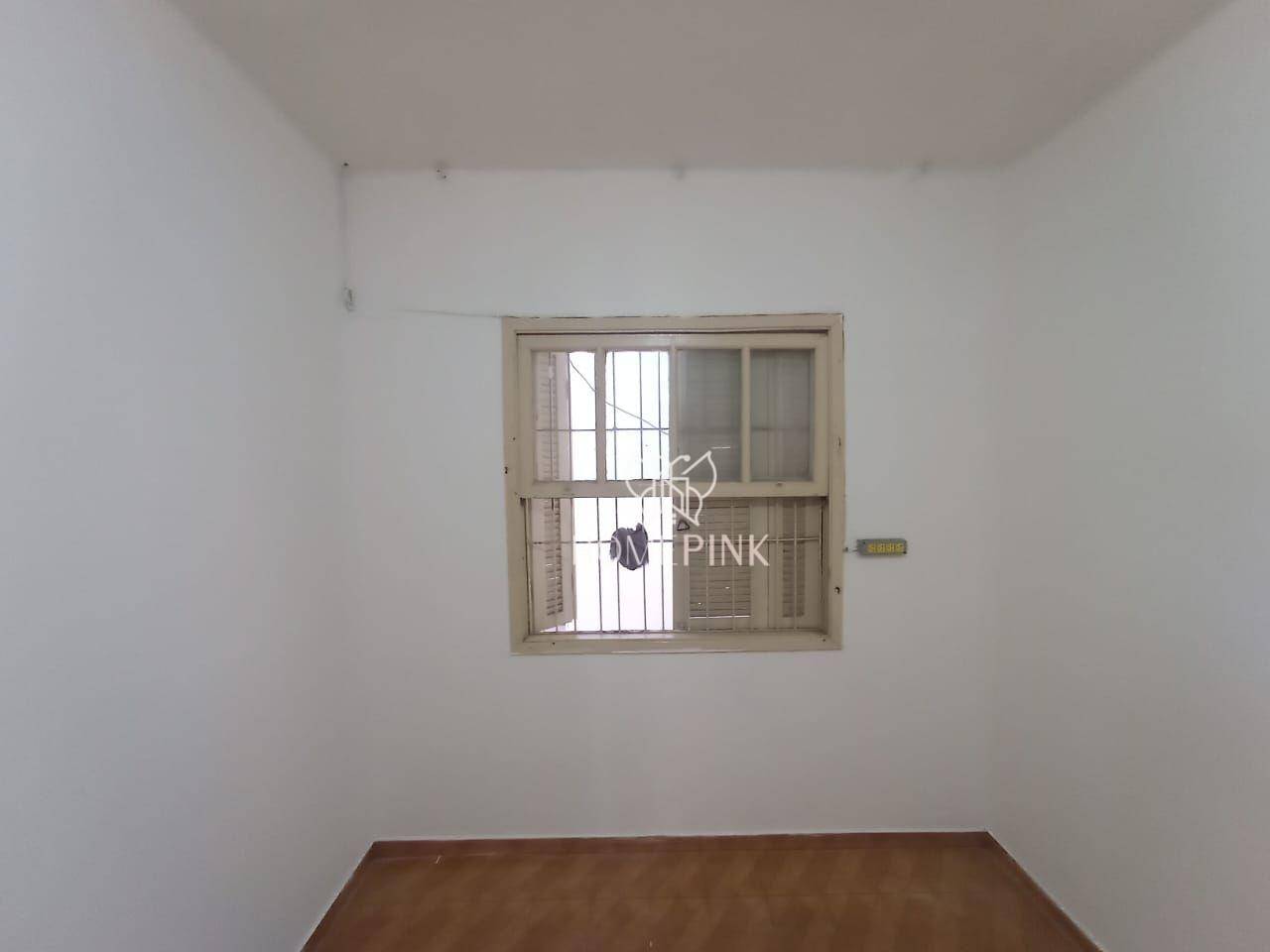 Casa para alugar com 2 quartos, 150m² - Foto 9