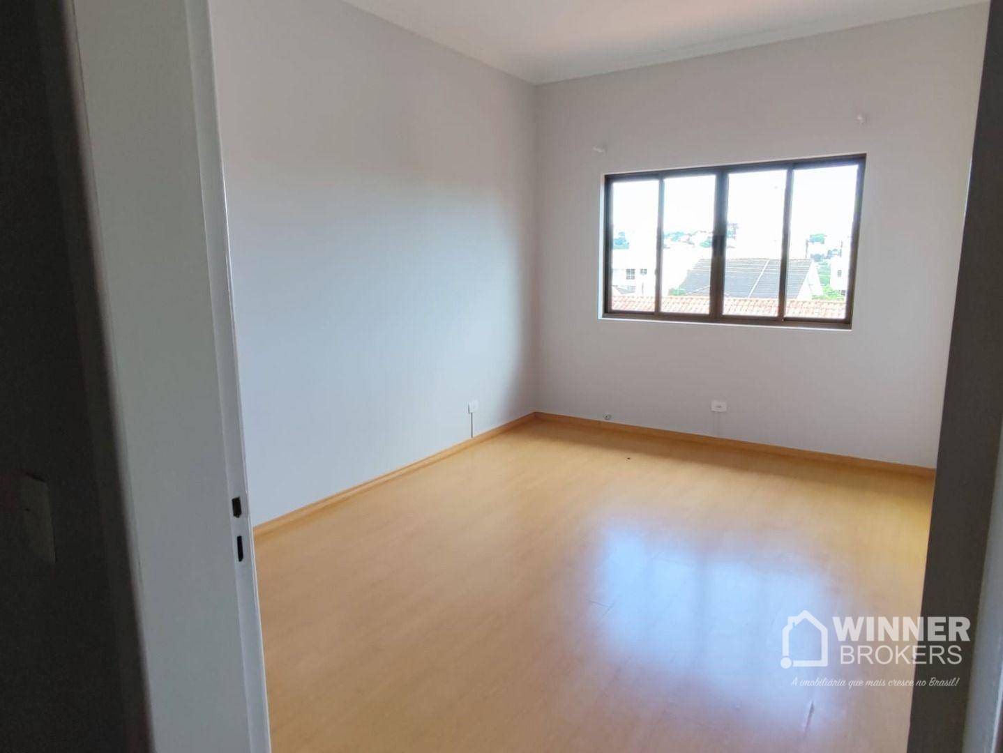 Sobrado à venda com 3 quartos, 120m² - Foto 4