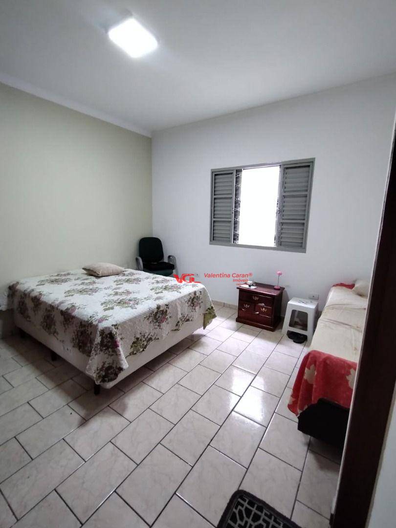 Casa à venda com 4 quartos, 160m² - Foto 14