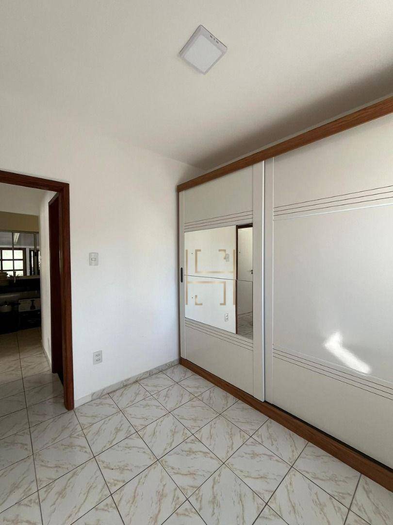 Casa, 2 quartos, 256 m² - Foto 5