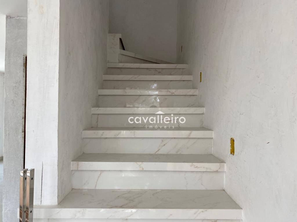 Casa à venda com 3 quartos, 122m² - Foto 11