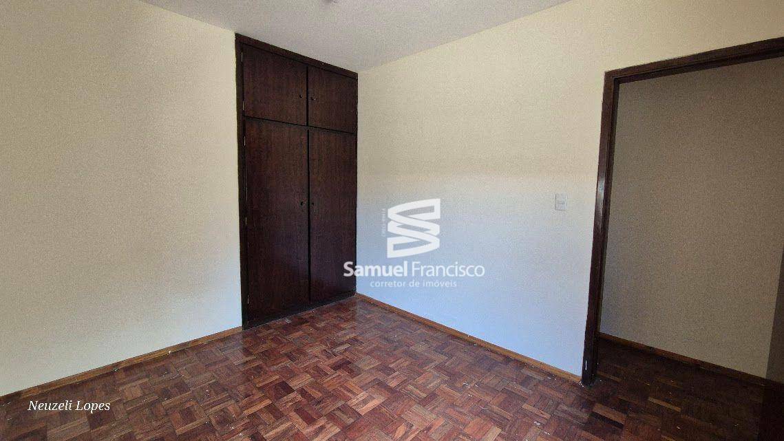 Casa à venda com 2 quartos, 90m² - Foto 13