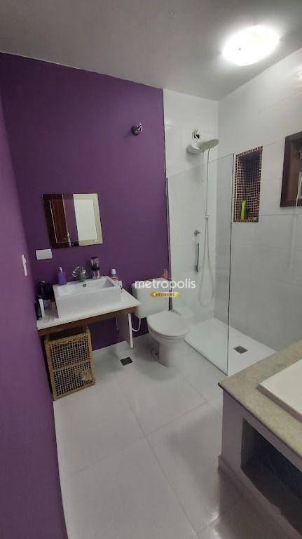 Sobrado à venda com 3 quartos, 240m² - Foto 18