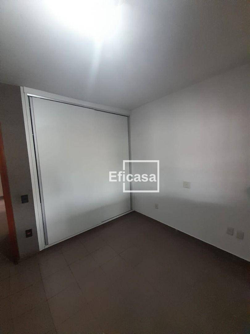 Casa à venda com 2 quartos, 230m² - Foto 15