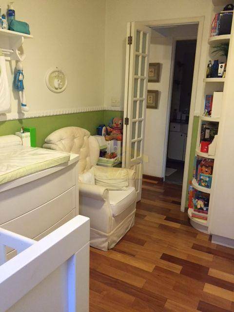 Apartamento à venda com 2 quartos, 64m² - Foto 23