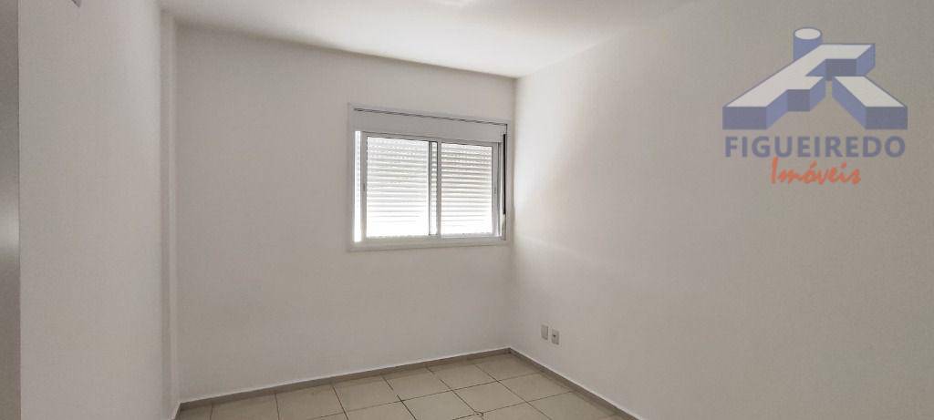 Apartamento para alugar com 2 quartos, 66m² - Foto 3