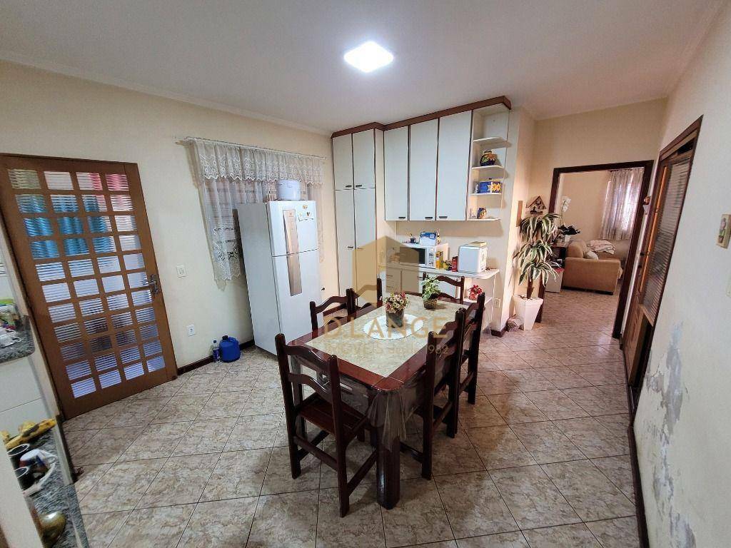 Casa à venda com 3 quartos, 142m² - Foto 25