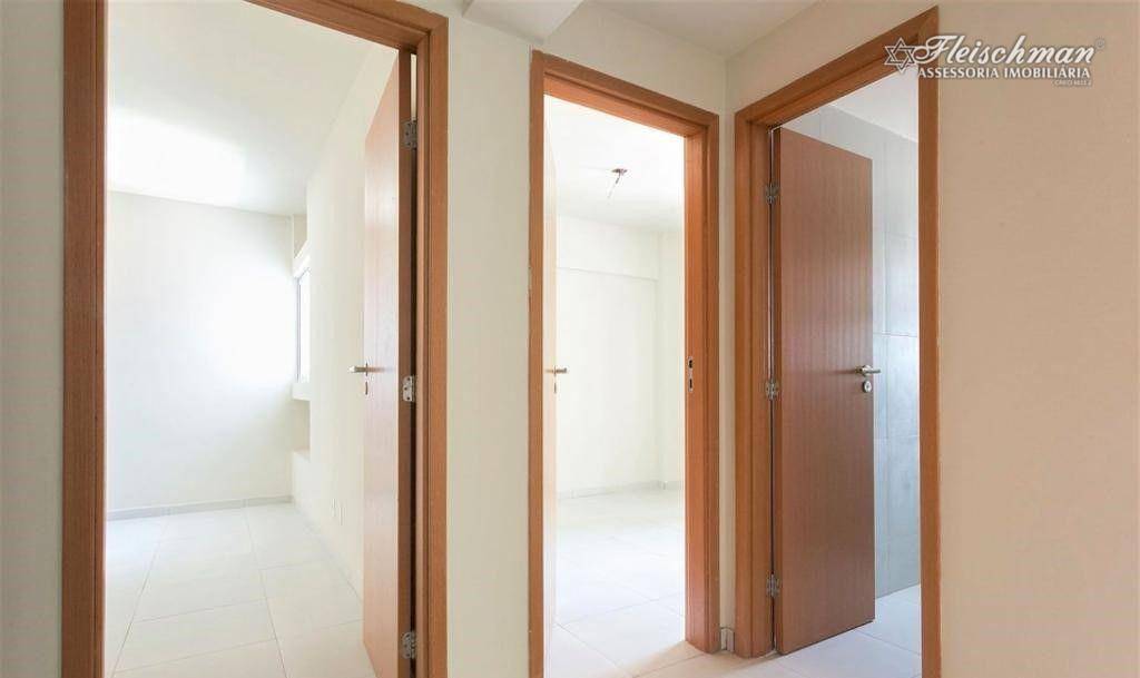 Apartamento à venda com 4 quartos, 143m² - Foto 8