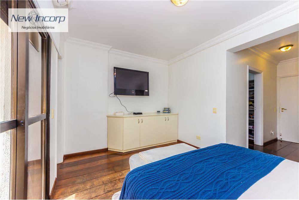 Apartamento à venda com 5 quartos, 218m² - Foto 18