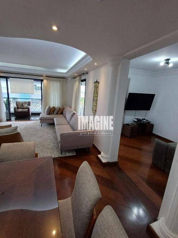 Apartamento à venda com 3 quartos, 151m² - Foto 3