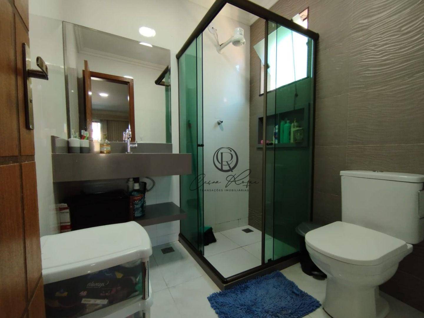 Casa de Condomínio à venda com 4 quartos, 216m² - Foto 10